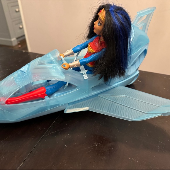 DC Superhero Girl Wonder Woman Invisible Plane and 12” Doll. - Picture 4 of 4